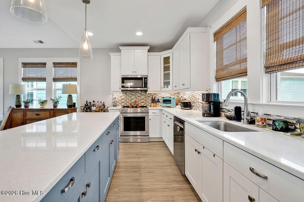 Image 4: 309RedLewisDrive-31