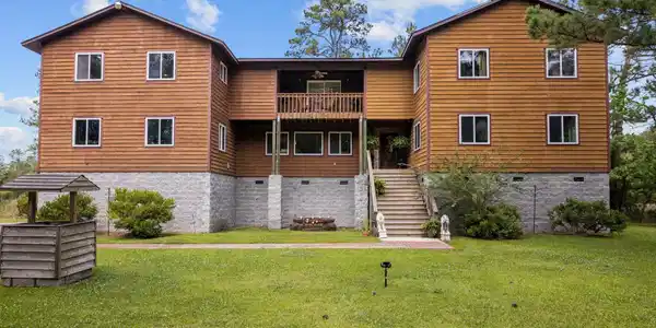 118 Pine Tree Lane
