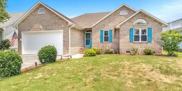 734 Sloop Pointe Lane