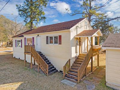 107 Poplar Street