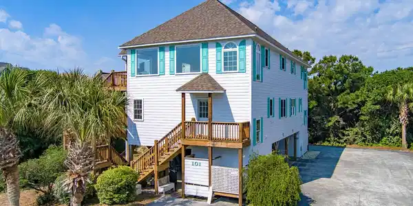 101 Shipwreck Lane E
