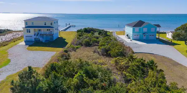 1324 Island Road