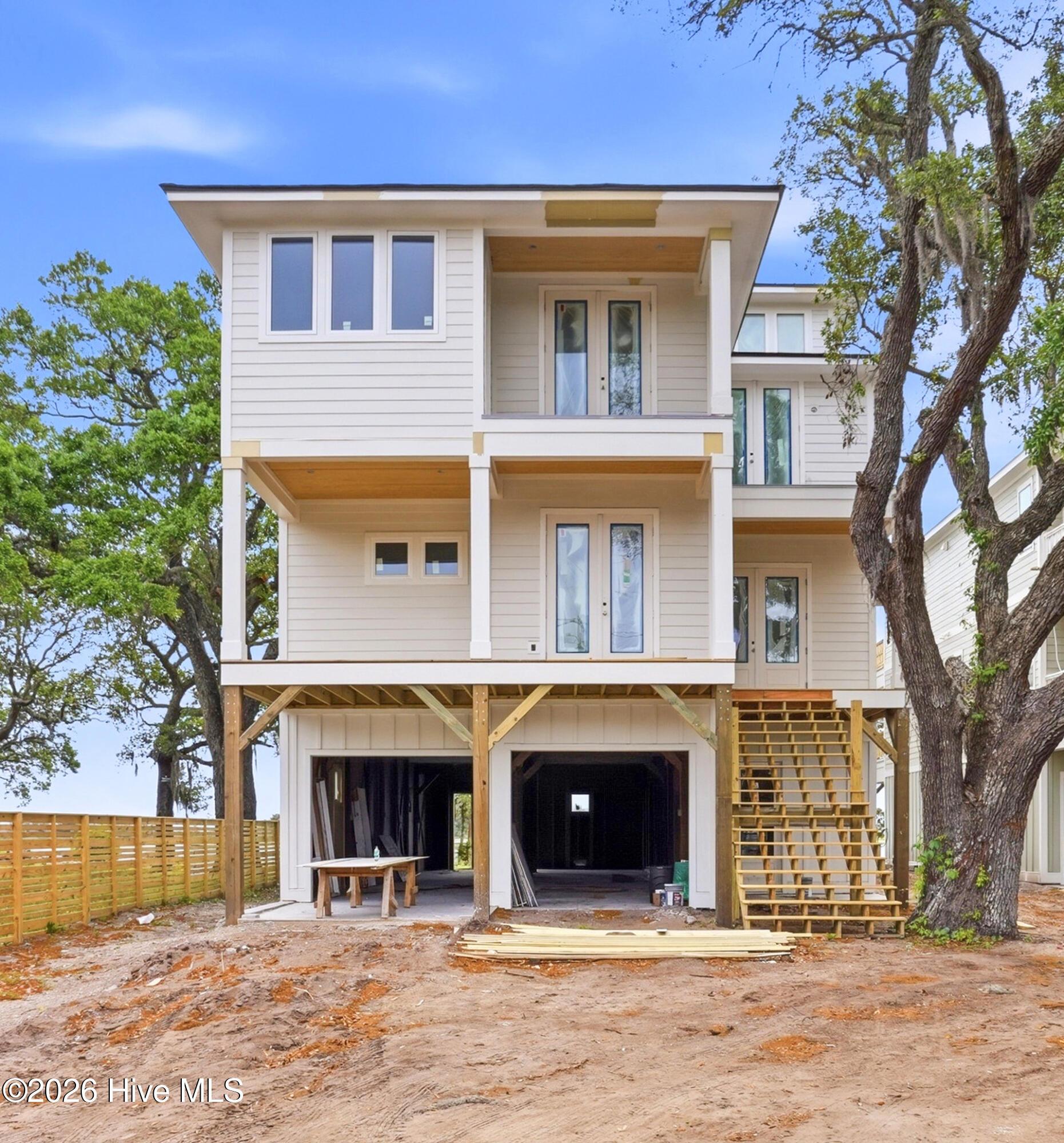 Image 2: 1_1132_s_seabreeze_rd_001