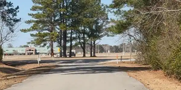 Image 3: Right of Way