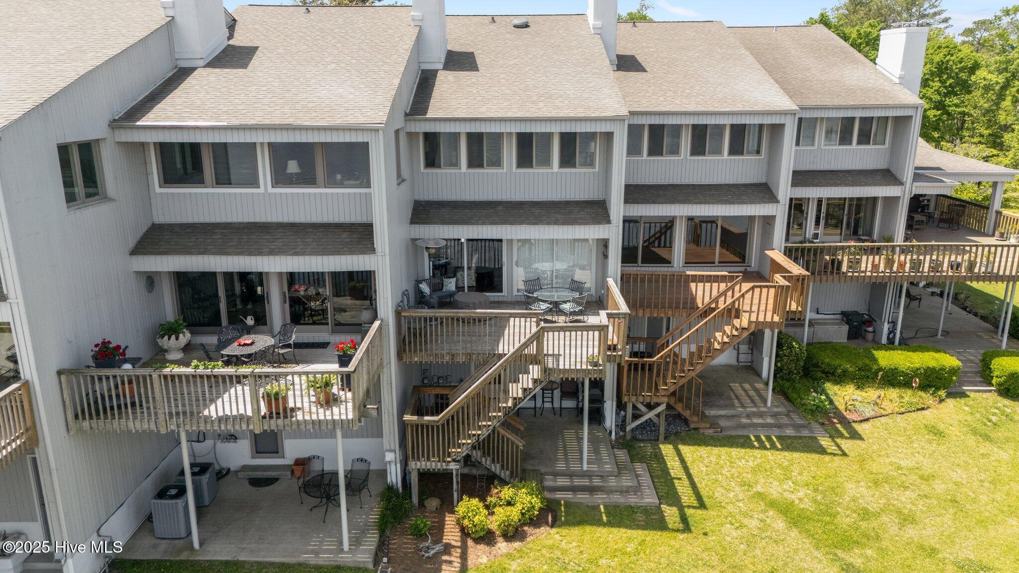 Image 3: 51-web-or-mls-DJI_20250429123218_0504_D