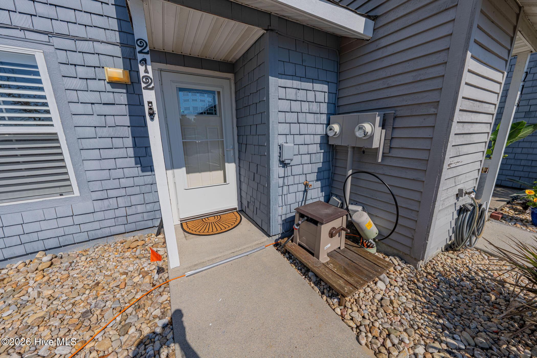 Image 2: 212 W Kitty Hawk Rd Kitty Hawk06 (1)