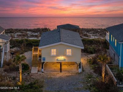 2521 W Beach Drive