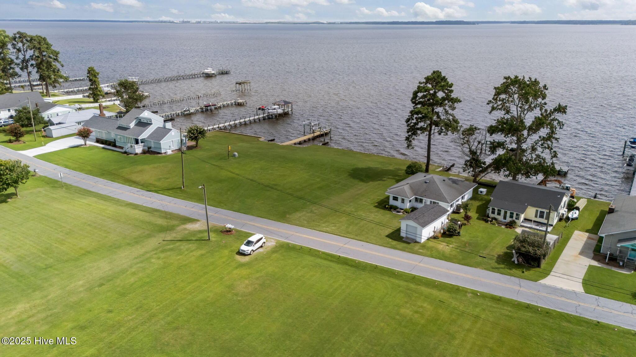 Image 3: 11-web-or-mls-DJI_20250717155153_0104_D