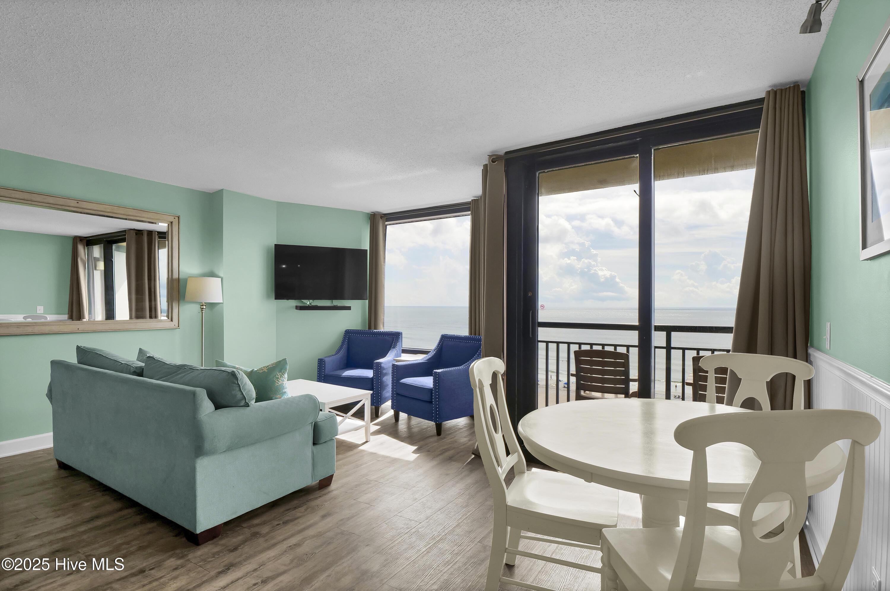 Image 4: Shell Island Resort 912 #6