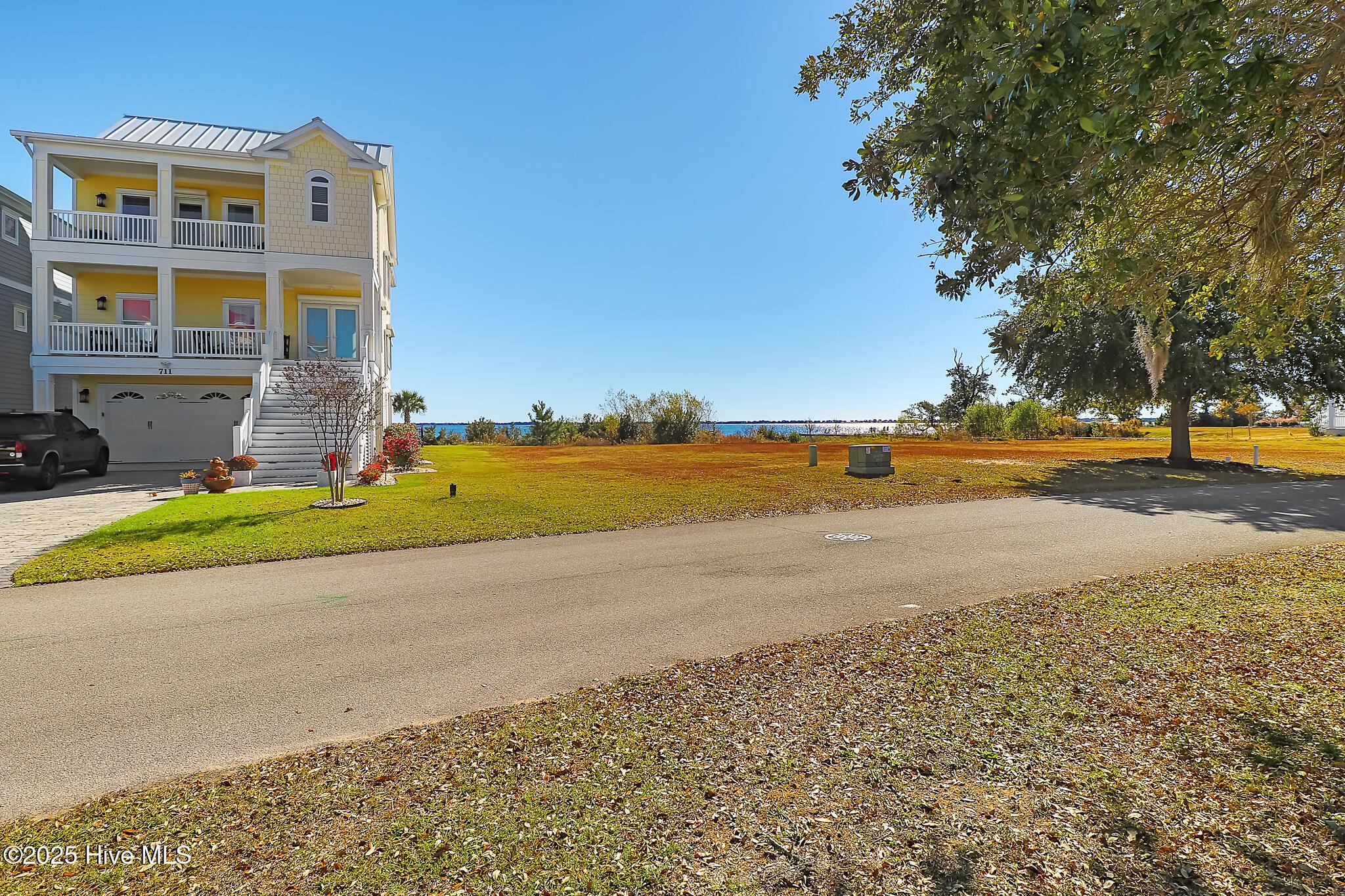 Image 4: Vacant lot in Cannonsgate