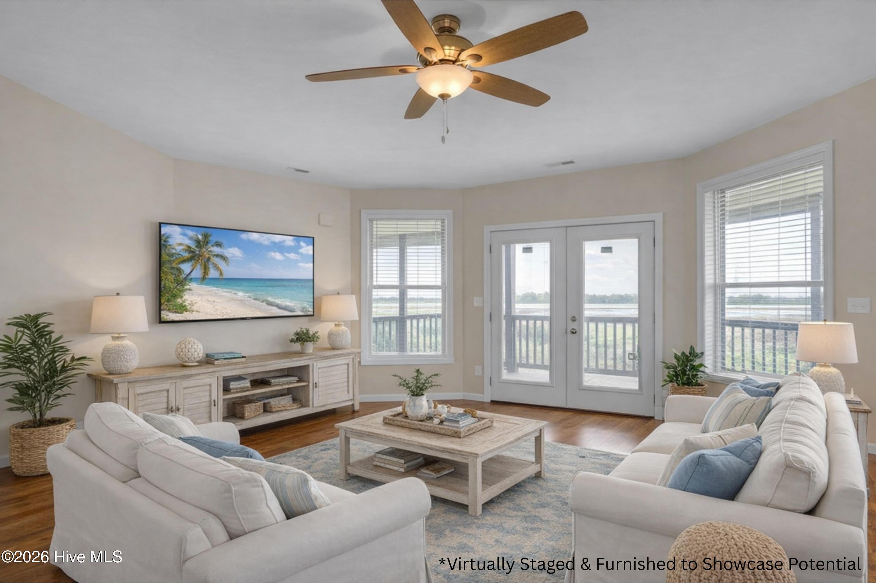 Image 4: Living Room View (1)