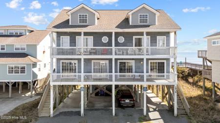 3936 Island Drive