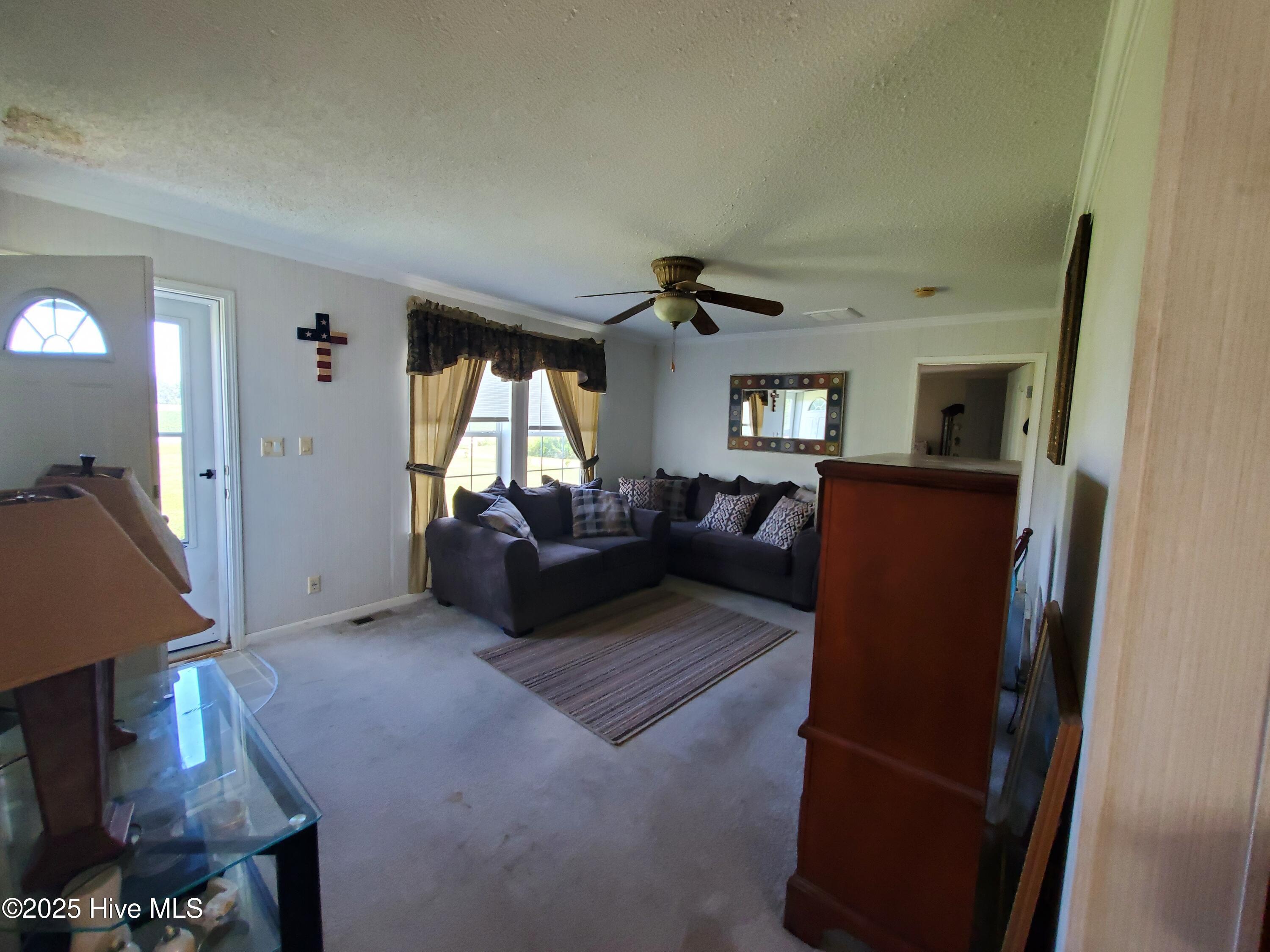 Image 4: Main entry 2