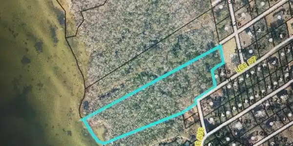 Image 2: Lot Front
