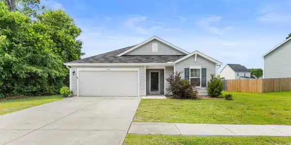 1103 Farmhouse Lane