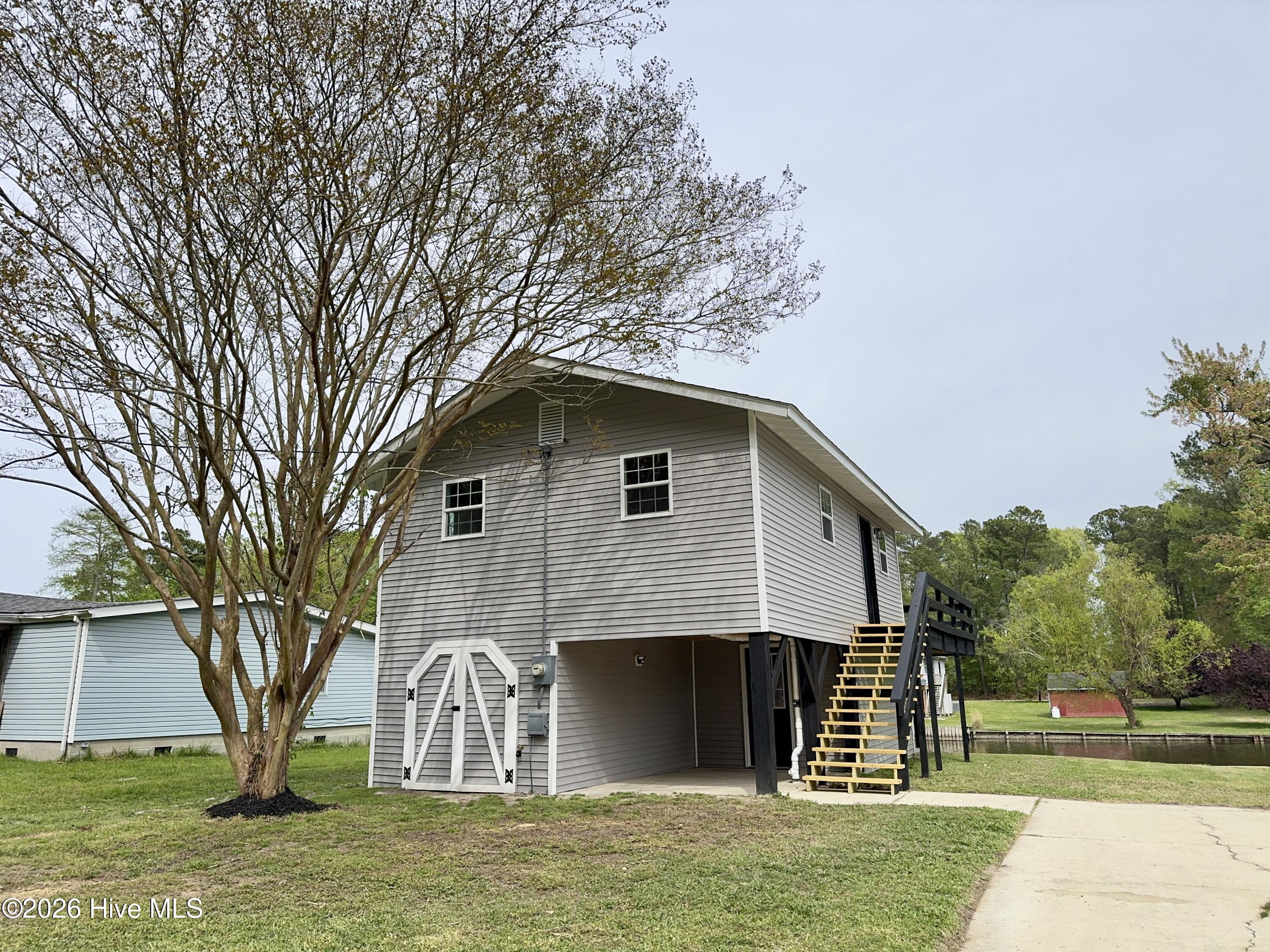 Image 1: Welcome to 172 Sunset Circle