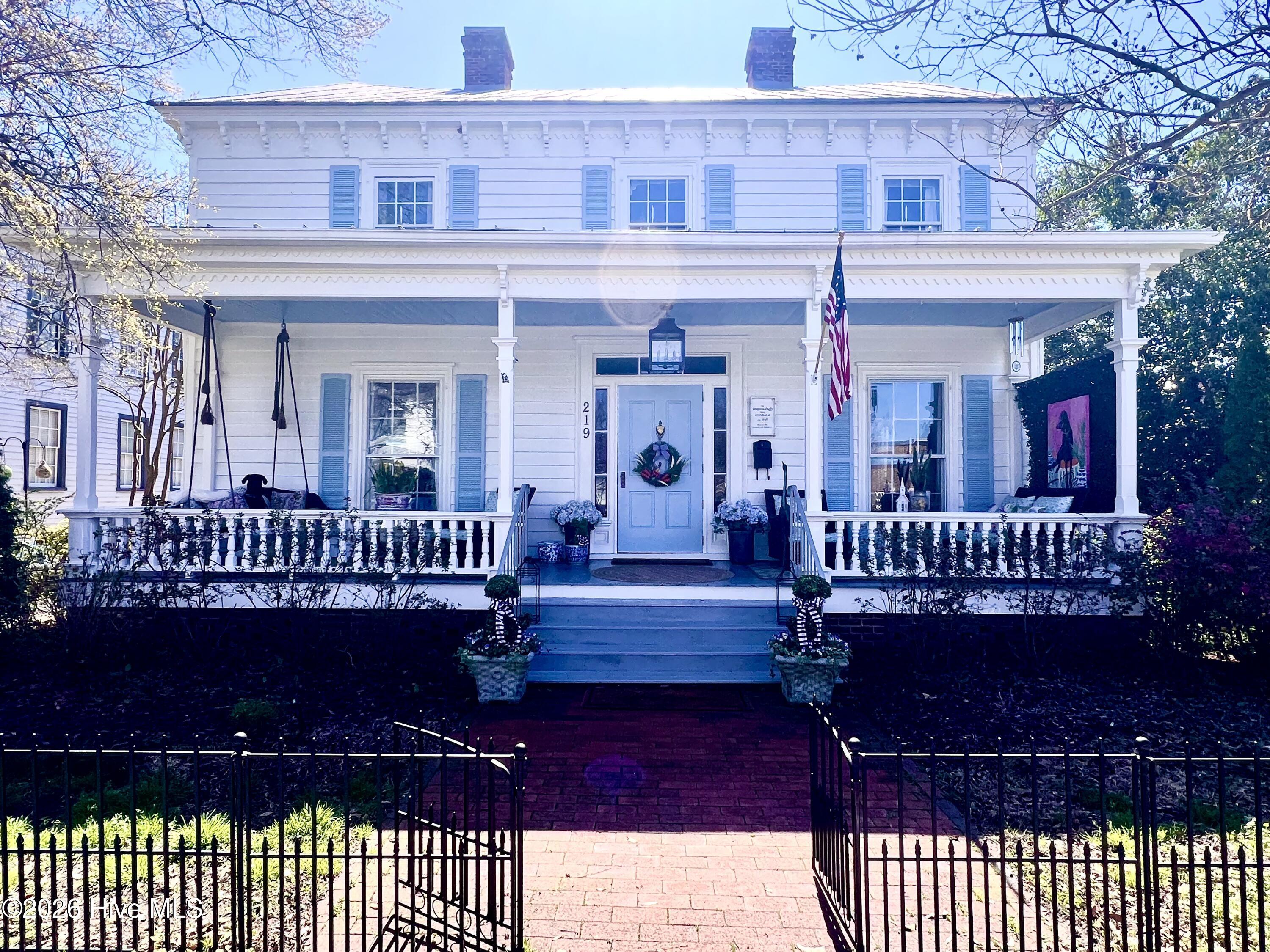 Image 1: 219 Pollock Street