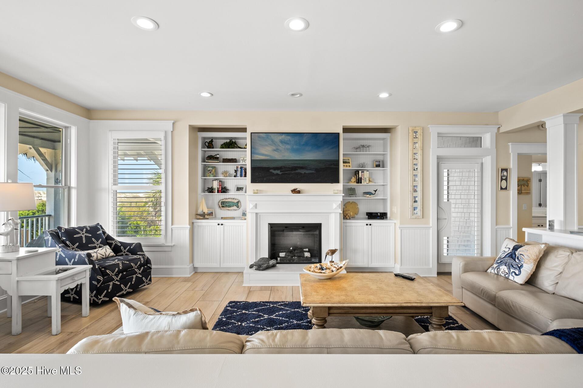 Image 3: Great Room