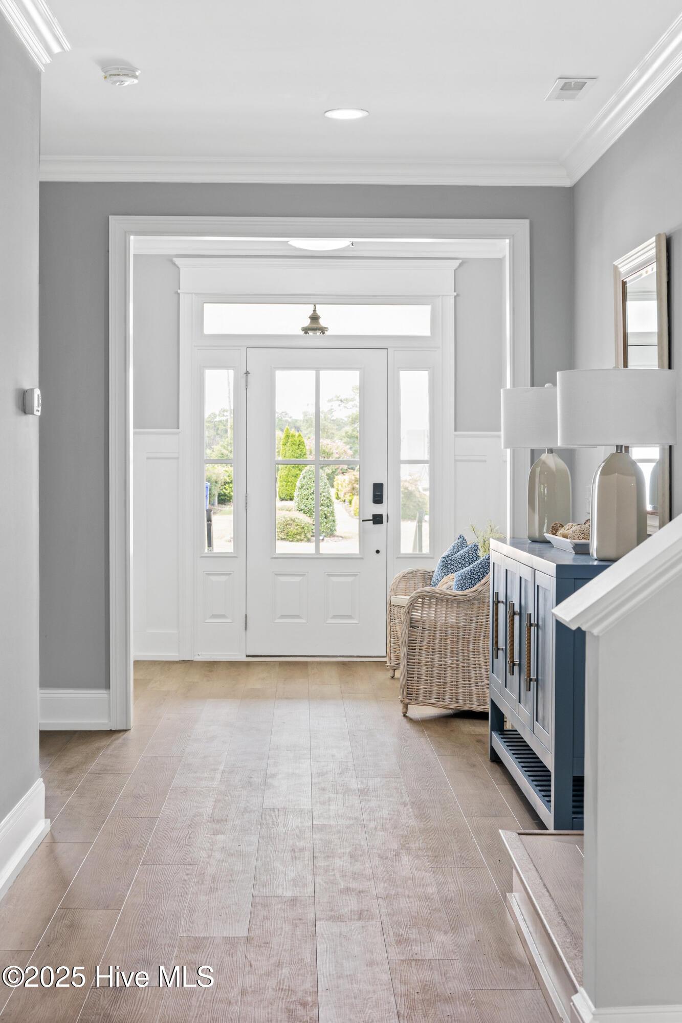 Image 4: 004_1014_softwinds_way-04_573