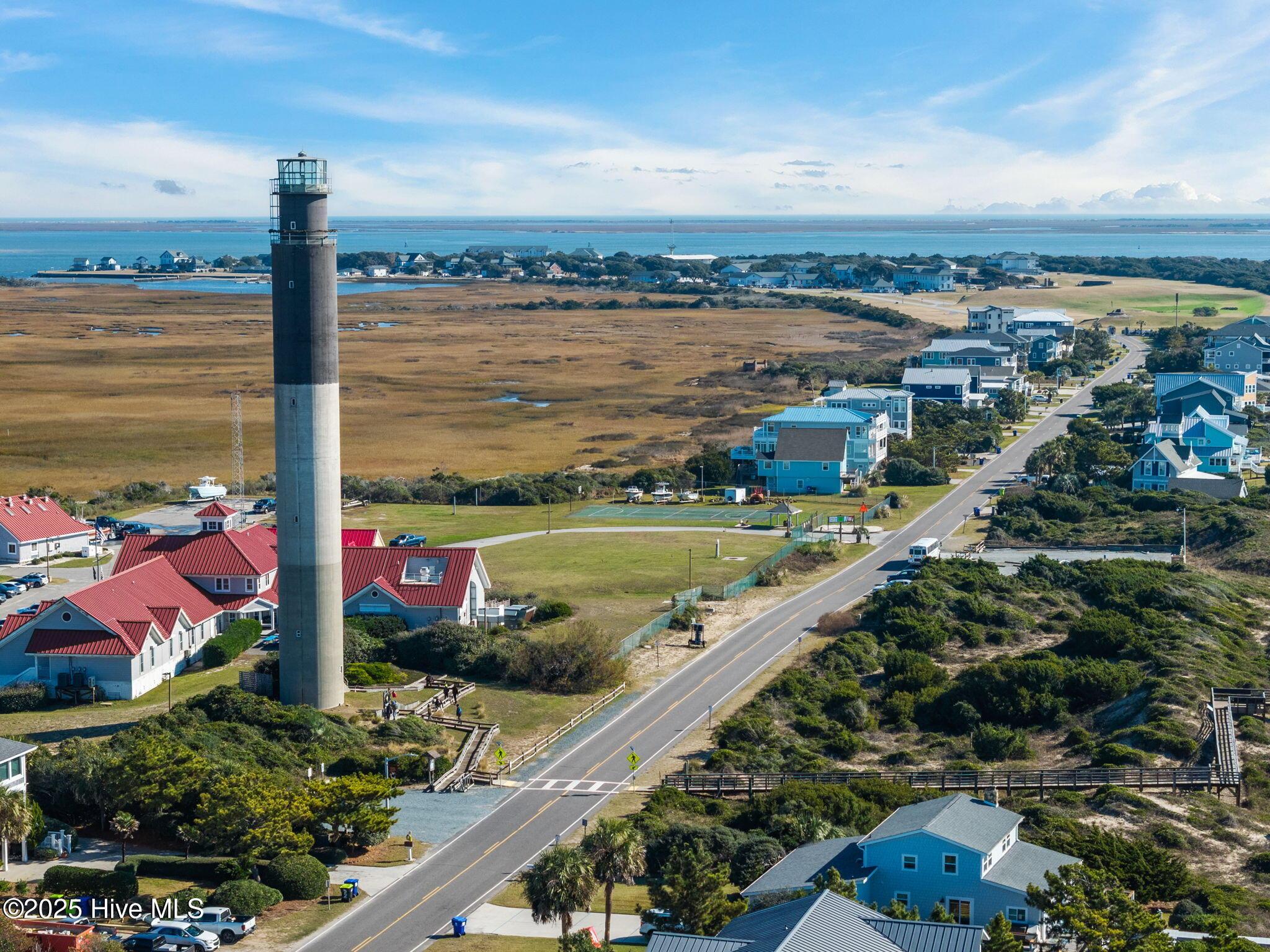 Image 4: 69-web-or-mls-DJI_20251203110640_0117_D