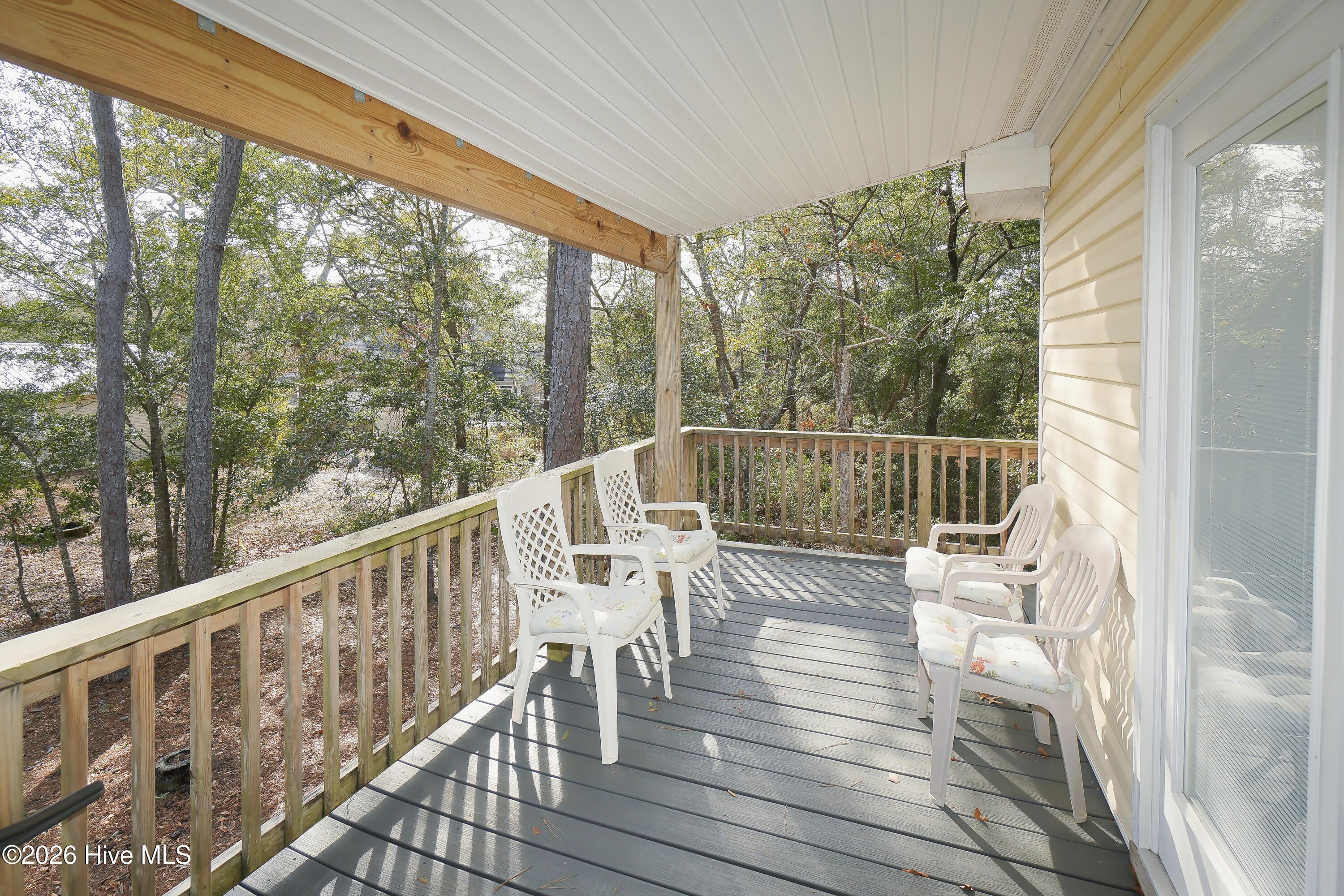 Image 4: 114 NW 21st St Oak Island NC-print-028-0