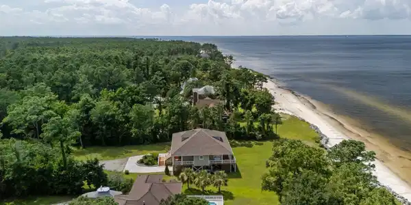 Image 3: 58-web-or-mls-DJI_20250707153825_0405_D