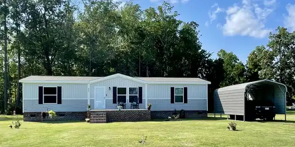 449 Doxie Lane