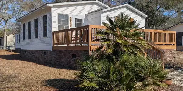 2522 Gator Lane SW
