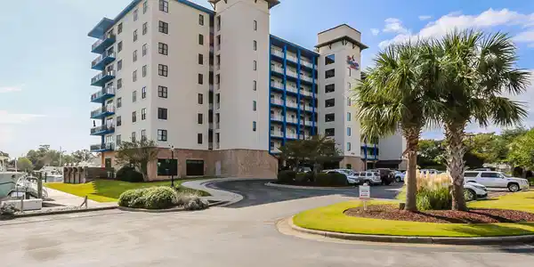 4425 Arendell Street Unit 301 & Boatslip #25