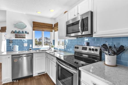 413 Caswell Beach Road