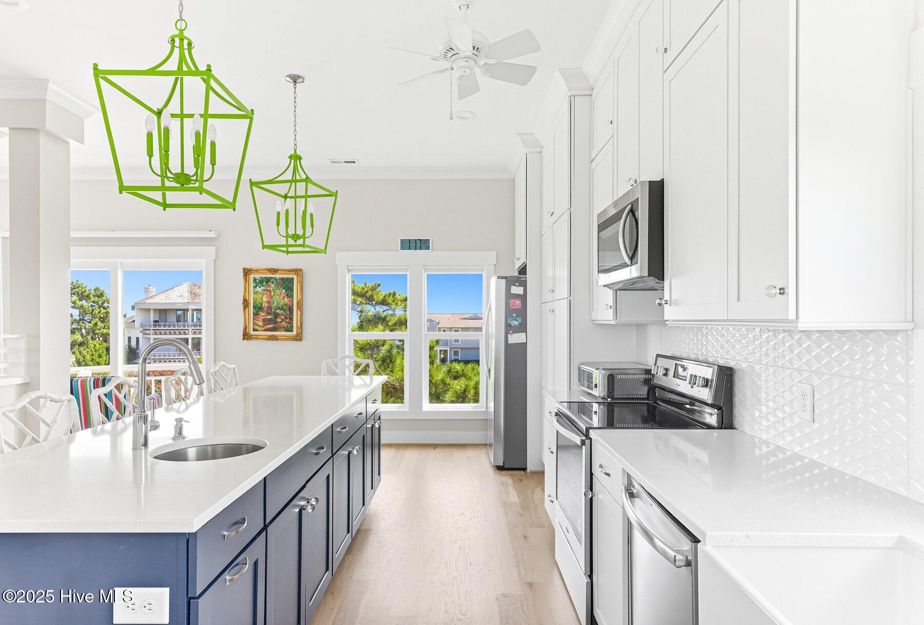 Image 4: 013_221_beach_road-13_957