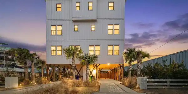 906 Saint Joseph Street
