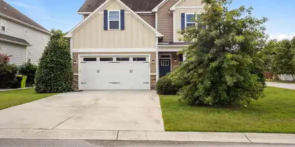 100 Abaco Drive E
