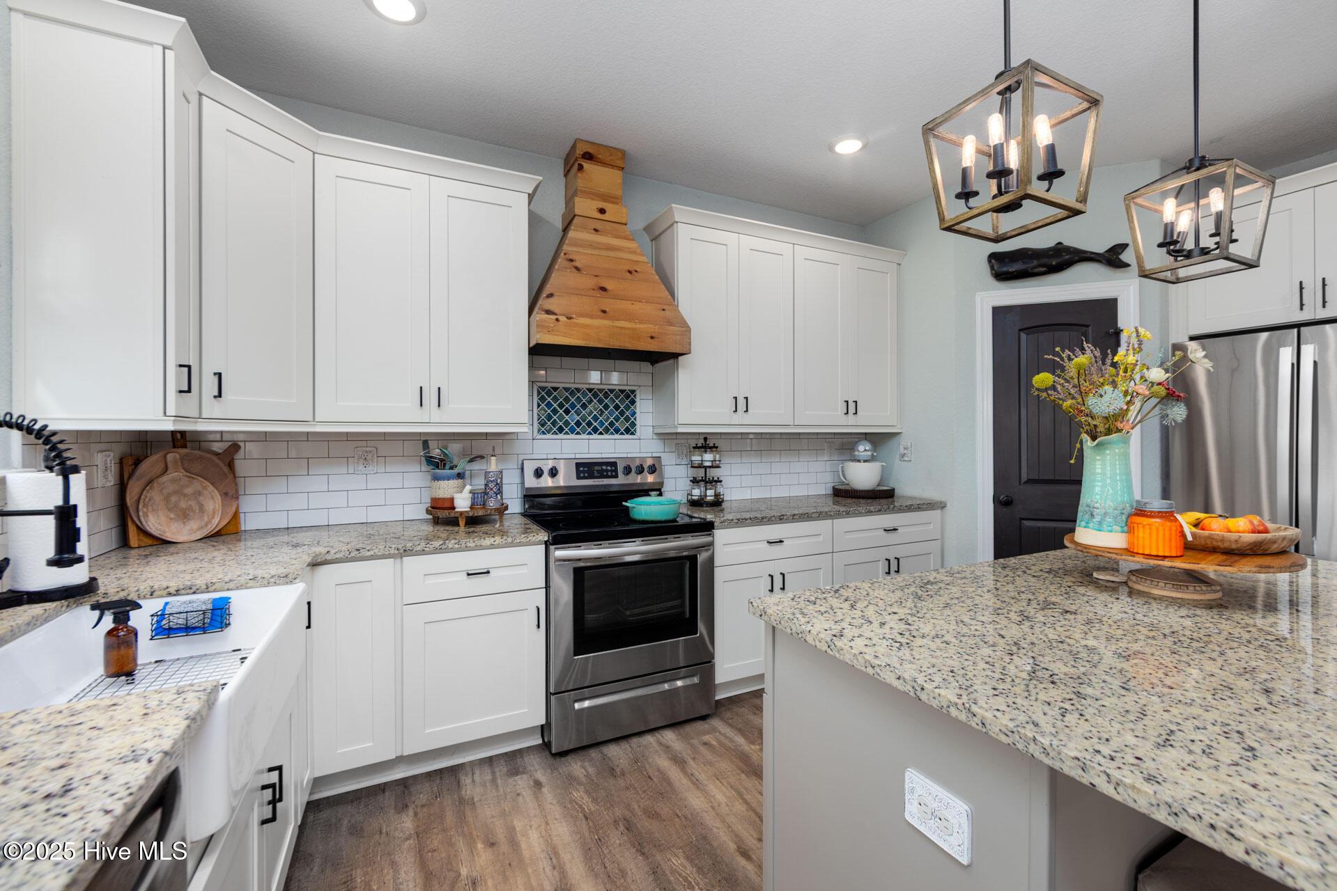 Image 4: 26-113 Pinch Gut - Kitchen-2