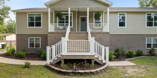 425 Sand Ridge Road