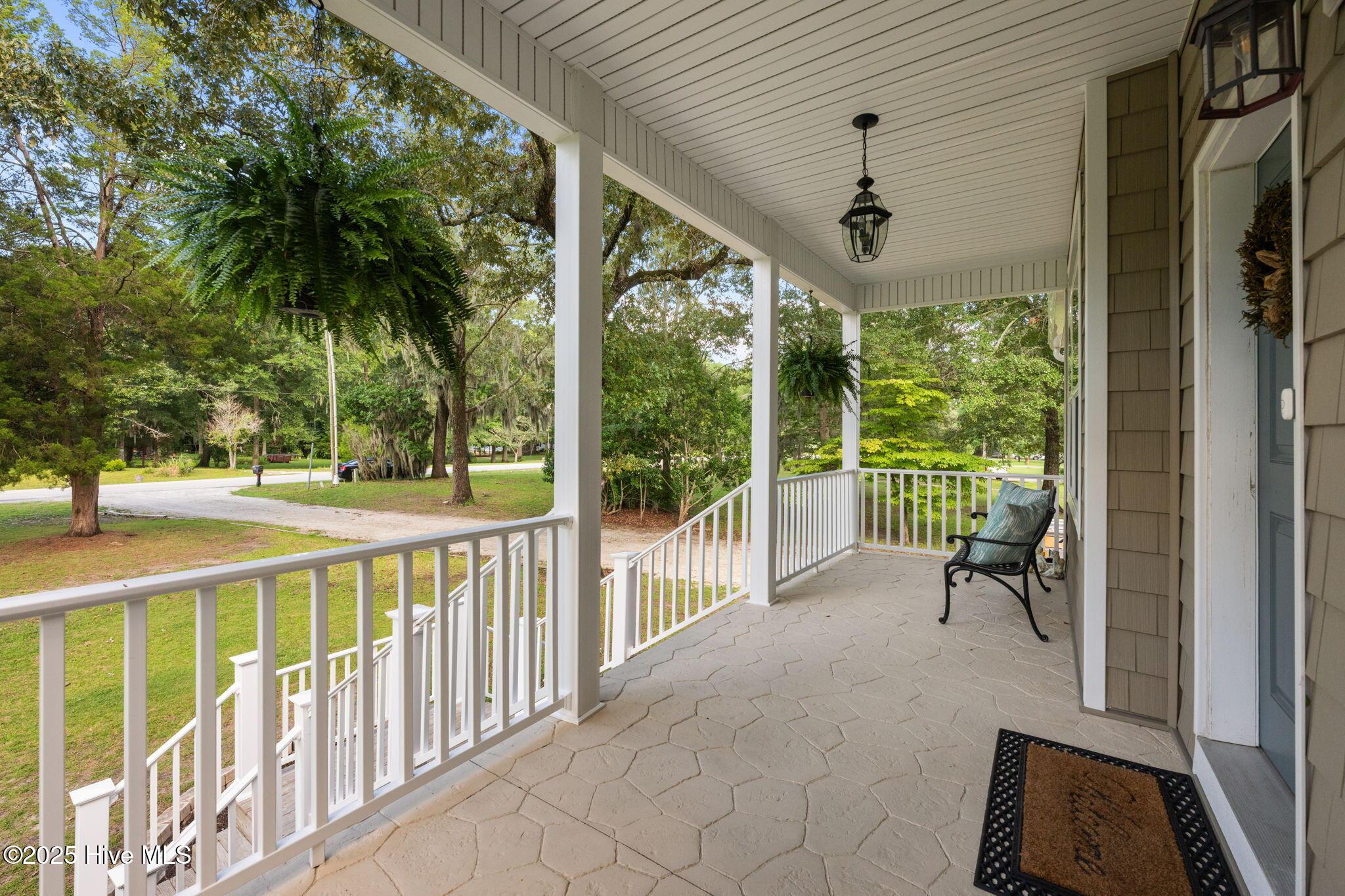 Image 4: 425 Sand Ridge Rd New Bern NC 28560