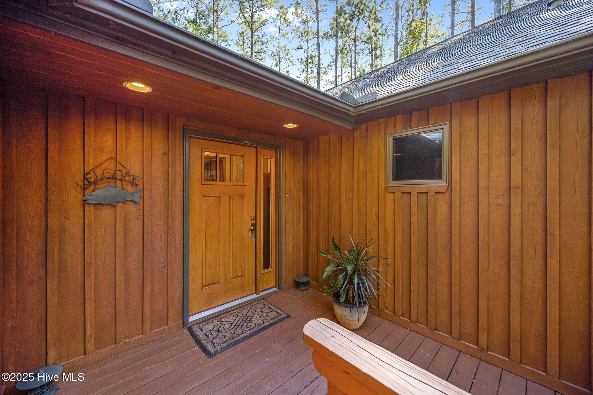 Image 4: 50-web-or-mls-0C0A1631