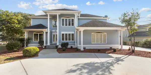 Image 2: Front Elevation