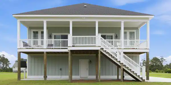 Image 4: Back of house
