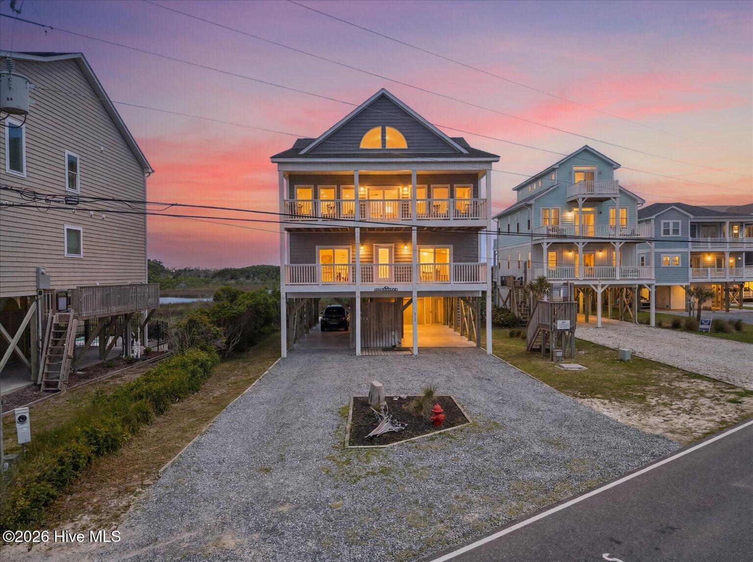 Image 3: 02-DJI_20260515105941_0007_D_twilight_56
