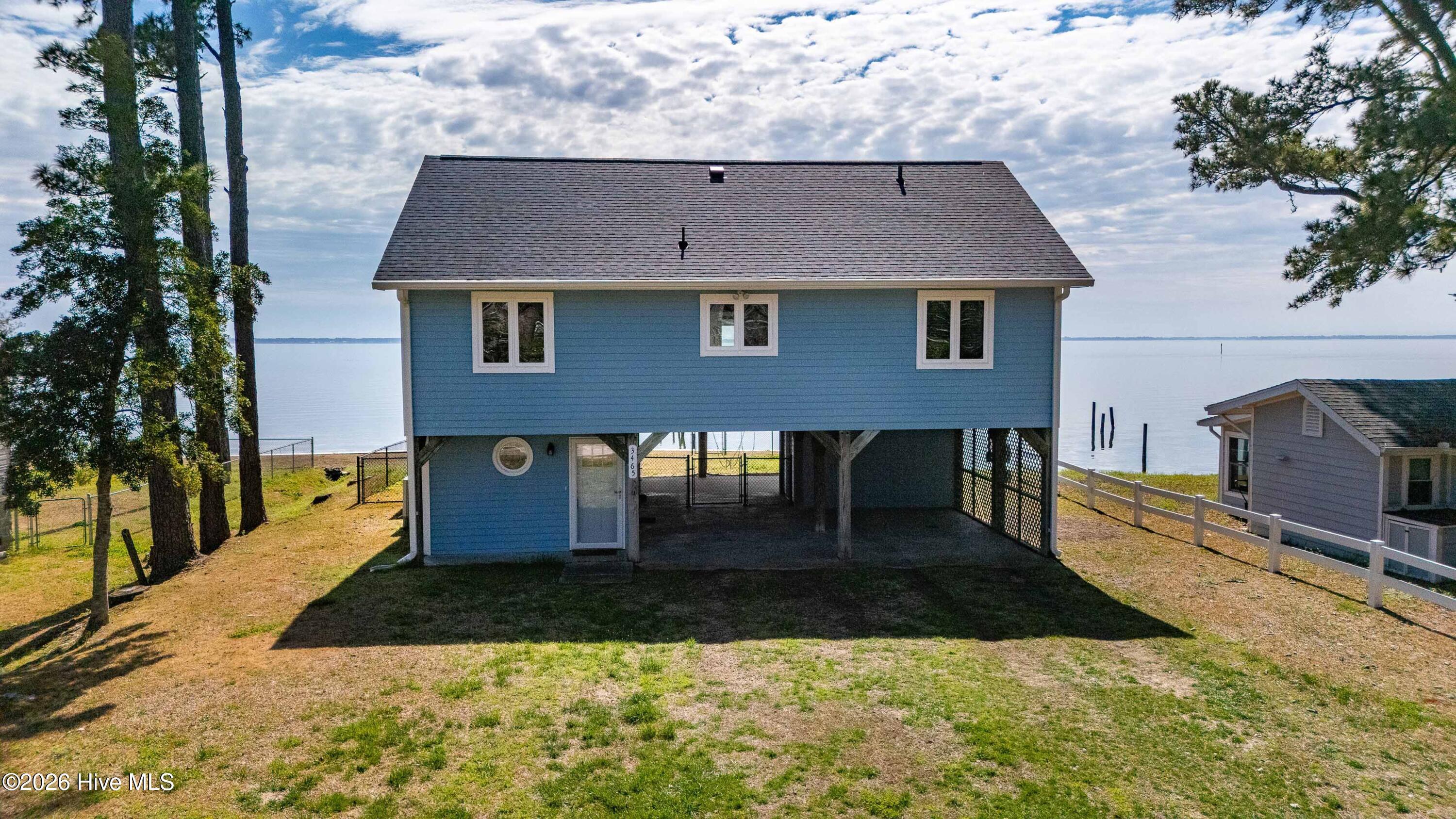 Image 2: 001_Exterior Front