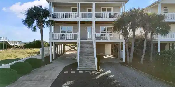467 Ocean Boulevard W