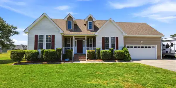 118 Creekside Drive