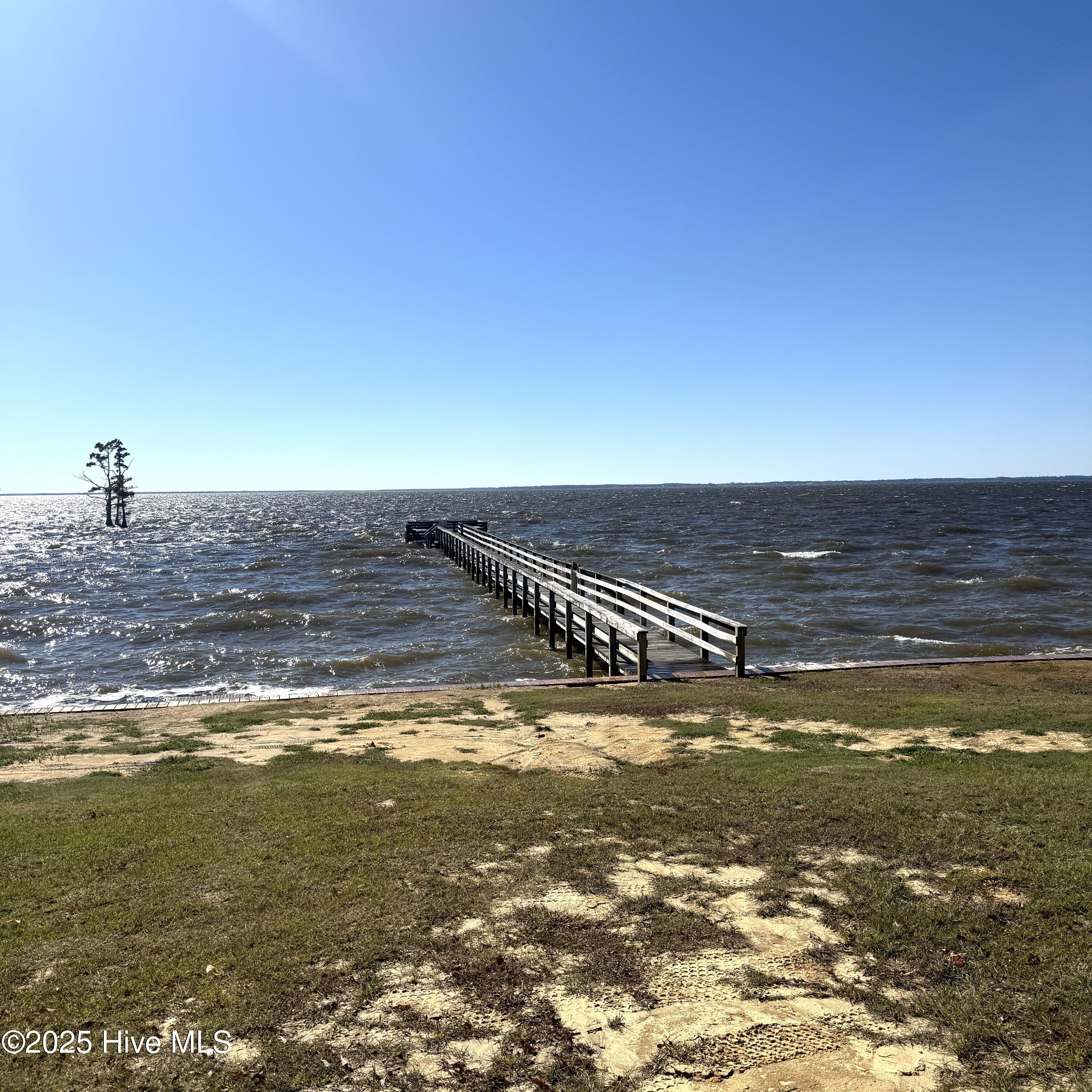 Image 2: Community Pier