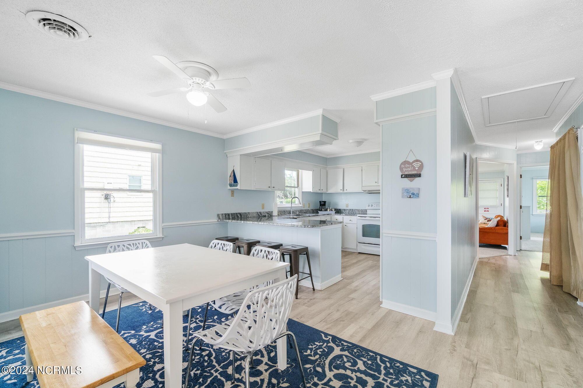 Image 3: 7-web-or-mls-1086-salter-path-rd-7