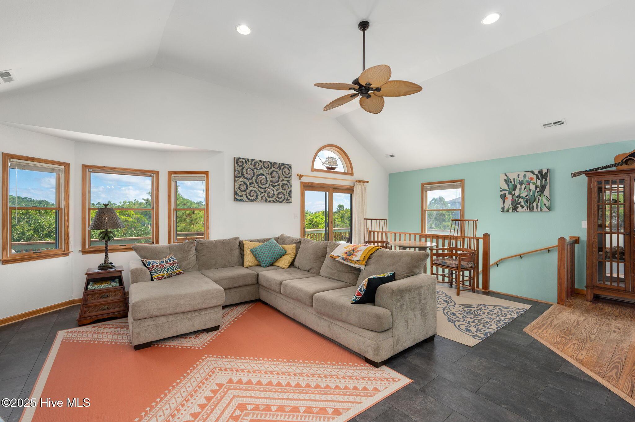 Image 4: 14-web-or-mls-2324-Ocean-Sands-TL-Living