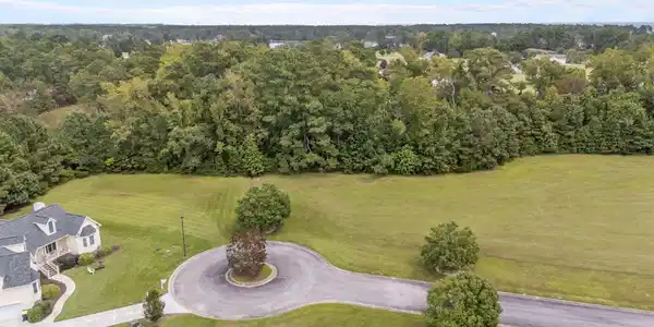 Image 2: 3-web-or-mls-DJI_20250923130207_0033_D