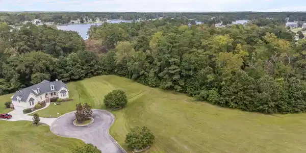 Image 3: 4-web-or-mls-DJI_20250923130236_0034_D