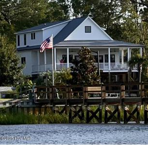 1507 E Yacht Drive
