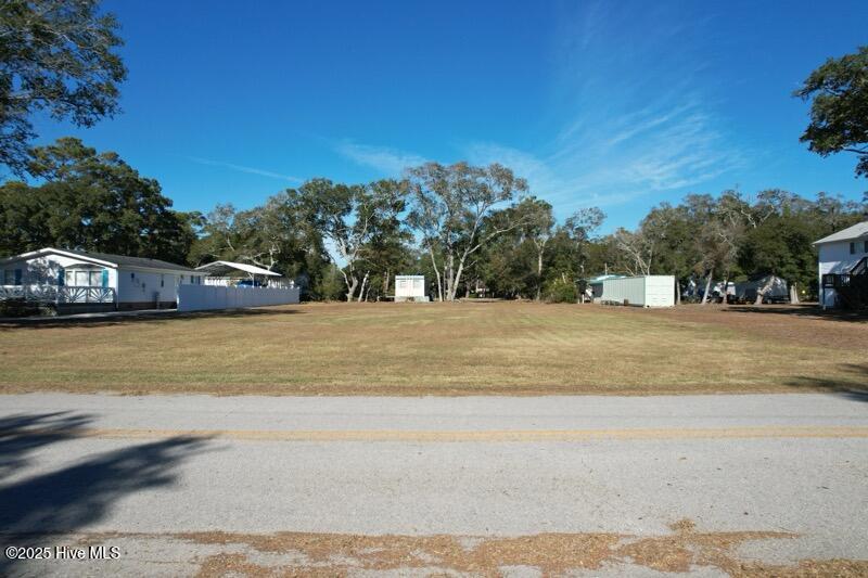 Image 2: Lots 16 & 17